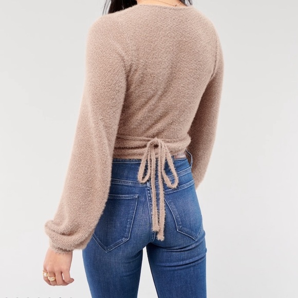 Hollister Multi Way Wrap Eyelash Top Size Small - Picture 4 of 7